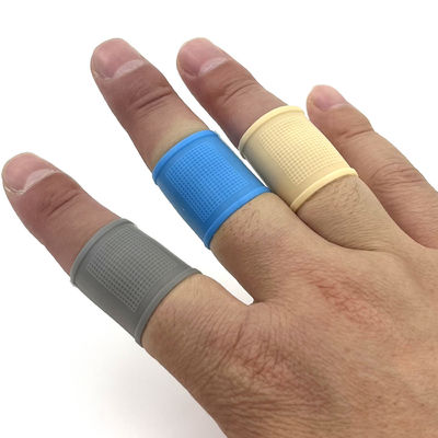 ตัวป้องกันนิ้วหัวแม่มือซิลิโคนน้ำหนักเบาอเนกประสงค์สำหรับกีฬา