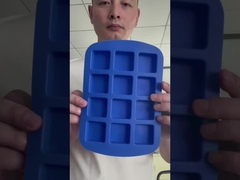 นำกลับมาใช้ใหม่ได้ง่าย BPA Free Food Grade Silicone Ice Cube Maker Mold for Ice Cubes